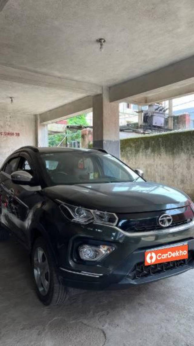 https://images10.gaadi.com/usedcar_image/3590640/original/processed_47e24016-b315-47d9-98bd-d9616a4e4e35.jpg?imwidth=6400