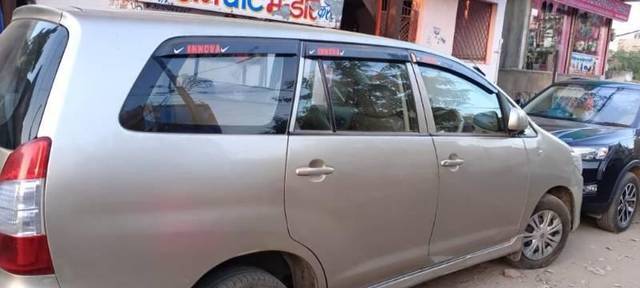 https://images10.gaadi.com/usedcar_image/3590771/original/processed_7bdec064-edfd-4486-a67f-86b72722e106.jpg?imwidth=6401