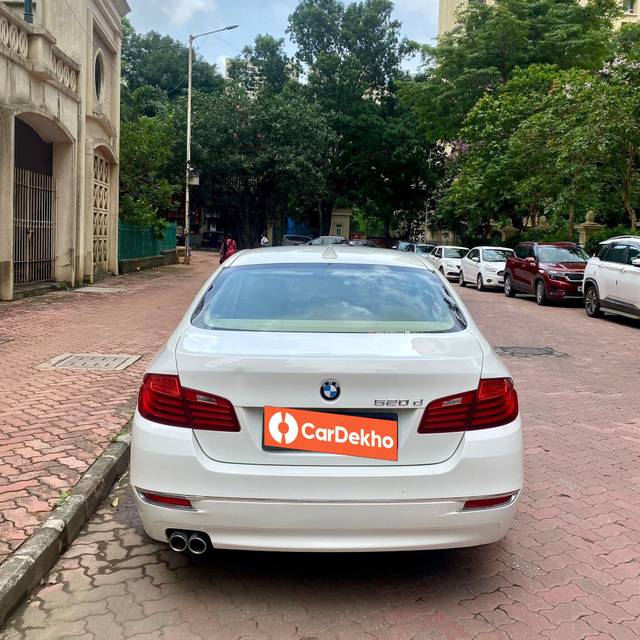 https://images10.gaadi.com/usedcar_image/3590921/original/processed_img2877495__used_car_2877495_1695666216.JPG?imwidth=6401