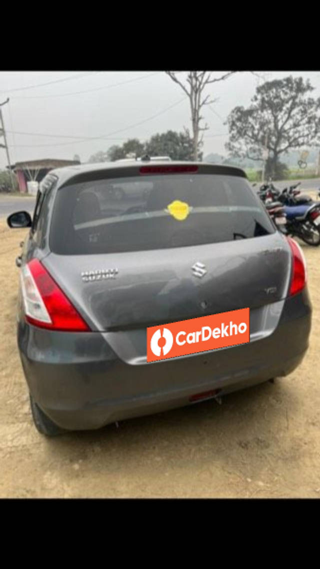 https://images10.gaadi.com/usedcar_image/3591291/original/processed_8d3d85fa-f34b-42b2-9866-95cff1e25b36.png?imwidth=6401