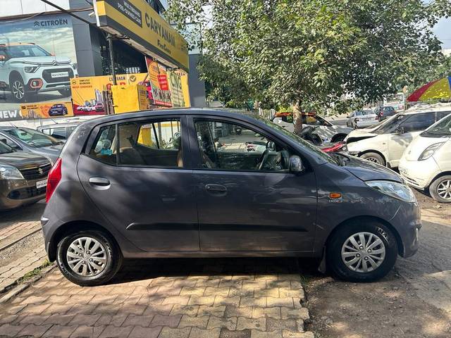 https://images10.gaadi.com/usedcar_image/3591457/original/processed_img2877683__used_car_2877683_1695712638.jpg?imwidth=6401