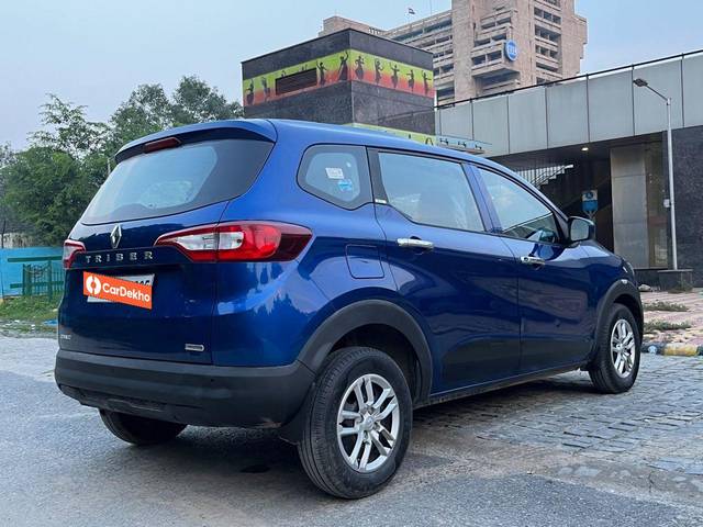 https://images10.gaadi.com/usedcar_image/3591527/original/processed_usedcar_img_6682_28581695714359_1695714396.jpg?imwidth=6402
