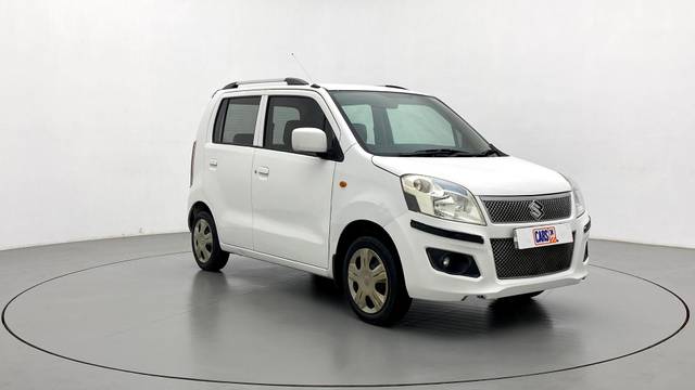 https://images10.gaadi.com/usedcar_image/3591760/original/usedcar_42_769941695717477_1695717499.jpg?imwidth=6400