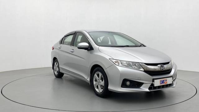 https://images10.gaadi.com/usedcar_image/3591816/original/usedcar_43_730051695719010_1695719019.jpg?imwidth=6400