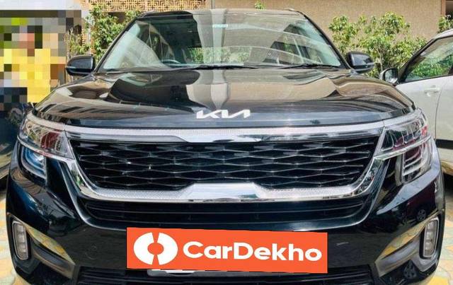 https://images10.gaadi.com/usedcar_image/3591894/original/processed_247bc9ba-5542-4c1d-8dec-803e72d6f585.jpeg?imwidth=6402