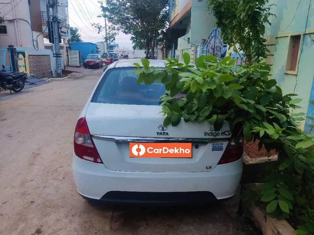 https://images10.gaadi.com/usedcar_image/3591959/original/processed_707ad6a9-7cb4-4bc3-b085-461401331bf5.jpg?imwidth=6401