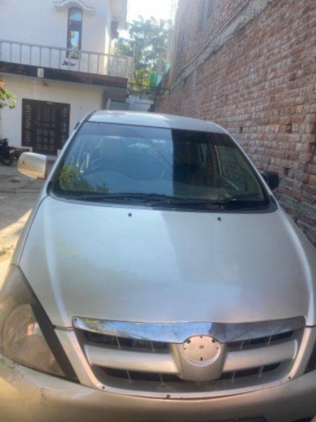 https://images10.gaadi.com/usedcar_image/3591976/original/processed_cd80507d-293d-4006-9263-31cf0636084a.jpeg?imwidth=6400