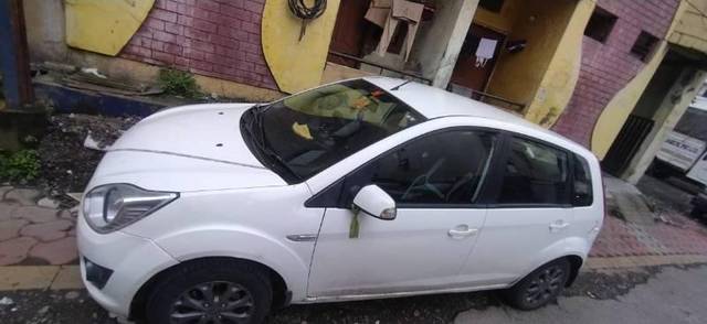 https://images10.gaadi.com/usedcar_image/3592045/original/processed_02f8c289-618c-40ef-8036-062ee8c0d0d1.jpeg?imwidth=6400