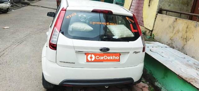 https://images10.gaadi.com/usedcar_image/3592045/original/processed_12dade7a-dbee-4df8-8166-daff671443aa.jpeg?imwidth=6401