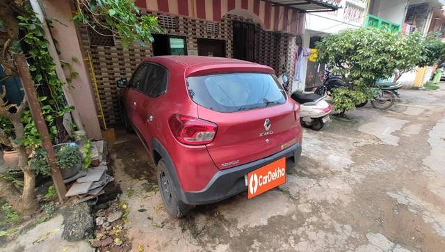 https://images10.gaadi.com/usedcar_image/3592226/original/processed_3777f401-b28c-4fcc-9de9-033f18456f15.jpg?imwidth=6401
