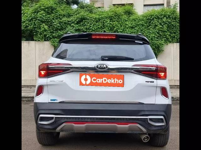 https://images10.gaadi.com/usedcar_image/3592287/original/processed_cbf99dc7-71d7-49bc-ab02-a746cbd692d6.jpg?imwidth=6402