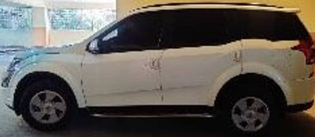 https://images10.gaadi.com/usedcar_image/3592348/original/processed_b1bdd814-f441-4411-9318-888f3bfc2c8b.png?imwidth=6402