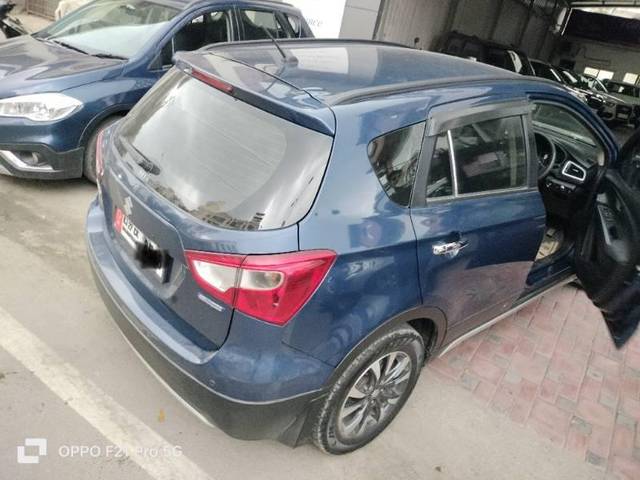 https://images10.gaadi.com/usedcar_image/3592500/original/processed_7de471e1-7582-44f4-8fc9-390fdbb3e82c.jpg?imwidth=6401
