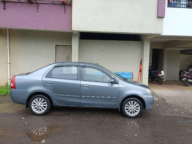 https://images10.gaadi.com/usedcar_image/3592568/original/processed_f811210b-f2c9-4ade-b635-c120e50953c9.jpg?imwidth=6401