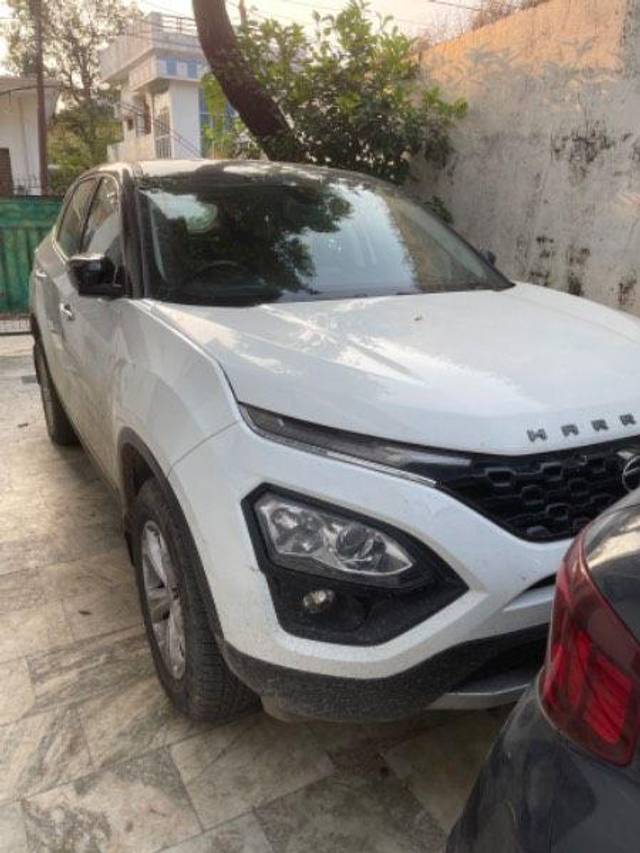 https://images10.gaadi.com/usedcar_image/3592677/original/processed_d07d1970-e7de-488b-9ced-0a23092b7e10.jpeg?imwidth=6400