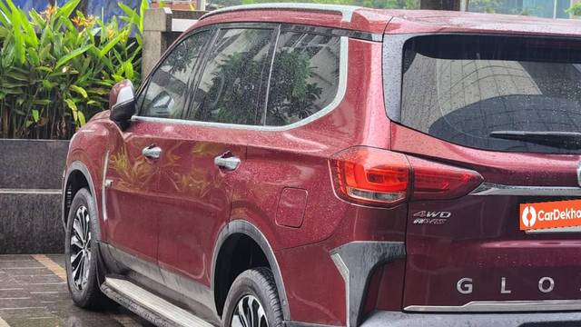 https://images10.gaadi.com/usedcar_image/3593242/original/processed_dc75c09d-f36b-4578-bd9a-101a899fb609.jpeg?imwidth=6400