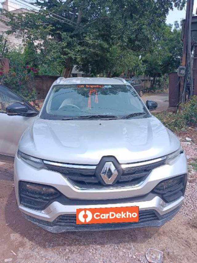 https://images10.gaadi.com/usedcar_image/3593315/original/processed_21c80957-f66f-408d-856e-dfef42ff5188.jpg?imwidth=6400