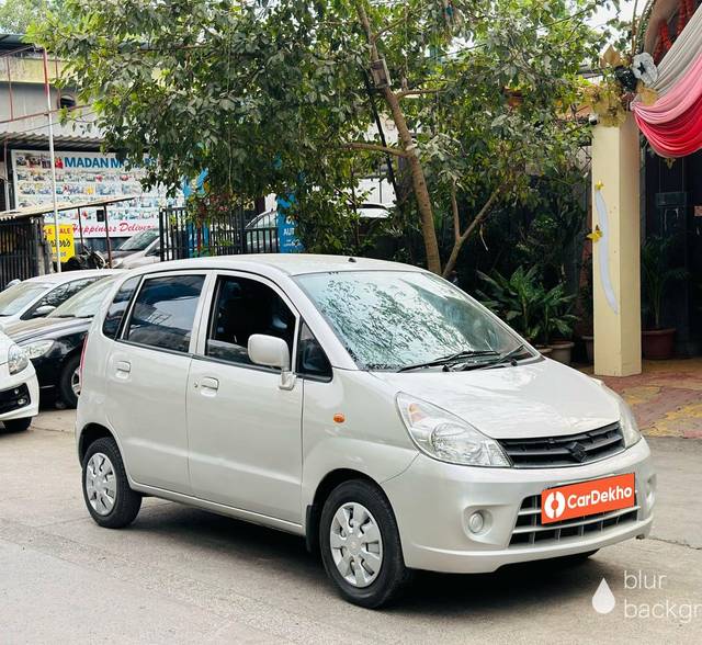 https://images10.gaadi.com/usedcar_image/3593330/original/processed_img2878660__used_car_2878660_1695799793.jpg?imwidth=6400