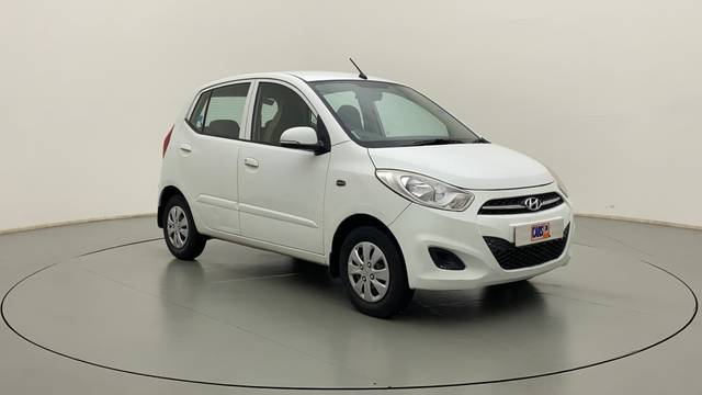 https://images10.gaadi.com/usedcar_image/3593430/original/77a66a27-e558-45af-8415-c41fece8e656__42.jpg?imwidth=6400