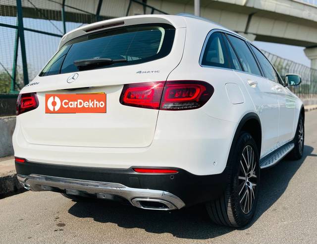 https://images10.gaadi.com/usedcar_image/3593444/original/processed_img2878744__used_car_2878744_1695808016.jpg?imwidth=6402