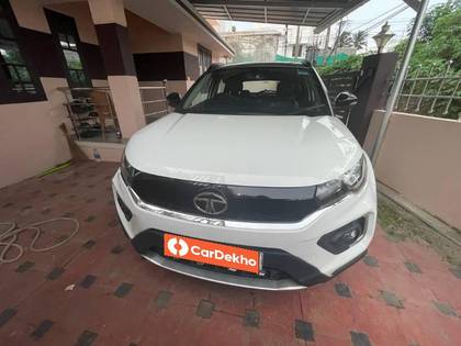Tata Nexon XZA Plus DT Roof (O) AMT Tata Nexon XZA Plus DT Roof (O) AMT