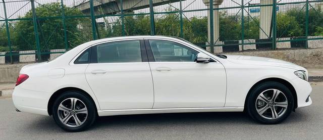 https://images10.gaadi.com/usedcar_image/3593459/original/processed_img2878754__used_car_2878754_1695807503.jpg?imwidth=6401