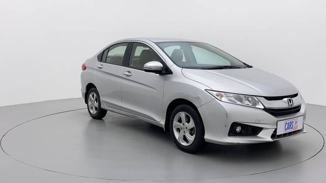 https://images10.gaadi.com/usedcar_image/3593644/original/1b401f20-c428-4457-b18a-5142b68e495f__46.jpg?imwidth=6400