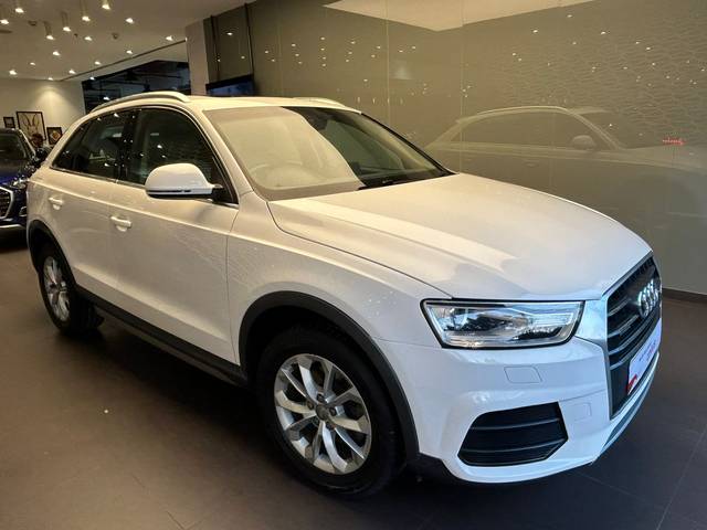 https://images10.gaadi.com/usedcar_image/3593678/original/usedcar_whatsappimage2023_09_26at180505_1__140381695809505_1695809535.jpeg?imwidth=6401