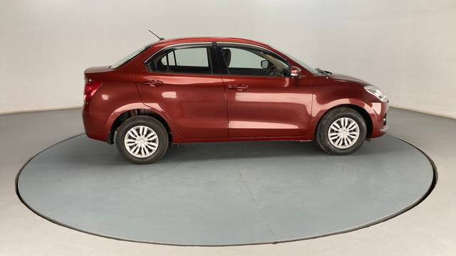 https://images10.gaadi.com/usedcar_image/3593698/original/usedcar_dzire3_276591695810116_1695810134.jpg?imwidth=6401