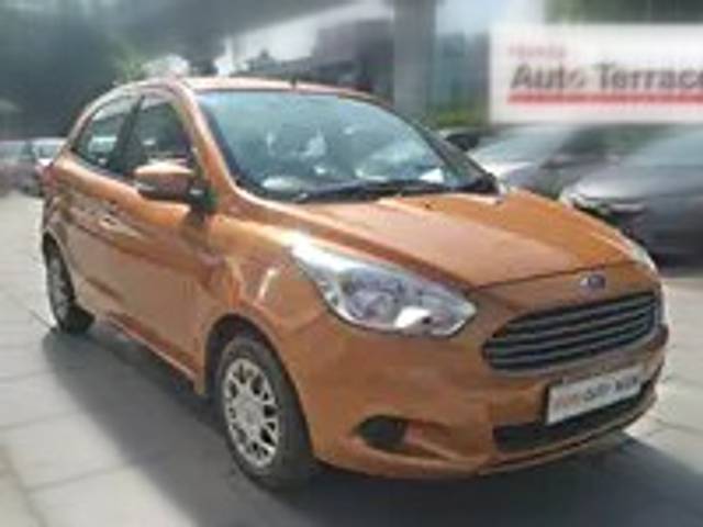 https://images10.gaadi.com/usedcar_image/3593954/original/img3593954__replace_img_6530e69cb1e72_1697703580.png?imwidth=6400