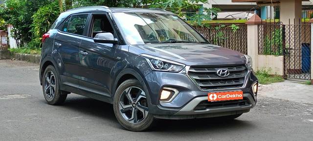 https://images10.gaadi.com/usedcar_image/3593958/original/processed_img2879086__used_car_2879086_1695814555.jpg?imwidth=6400