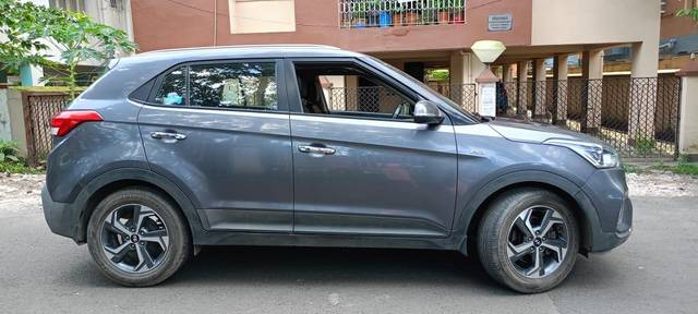 https://images10.gaadi.com/usedcar_image/3593958/original/processed_img2879086__used_car_2879086_1695814559.jpg?imwidth=6401