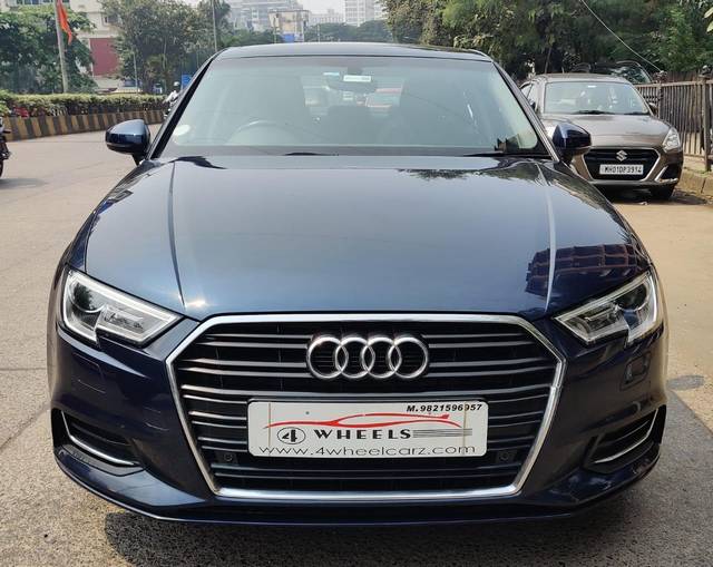 https://images10.gaadi.com/usedcar_image/3593993/original/processed_img2879109__usedcar_whatsappimage2023_10_13at24403pm_2879109_1697196908.jpeg?imwidth=6400