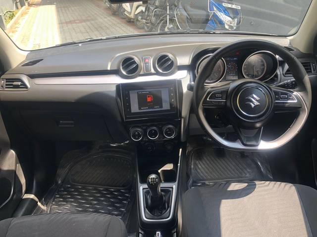 https://images10.gaadi.com/usedcar_image/3594042/original/a9118690cf29d9fb642094b6d2ca2aec.jpg?imwidth=6402