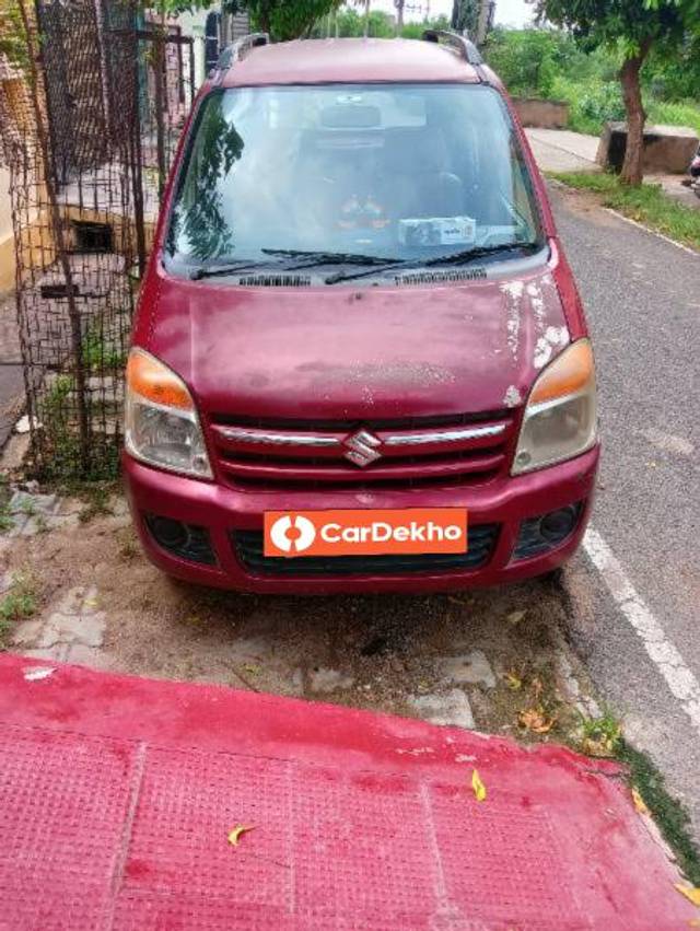 https://images10.gaadi.com/usedcar_image/3594211/original/processed_64c92434-2c30-4231-9056-9a0ff1373817.jpg?imwidth=6400