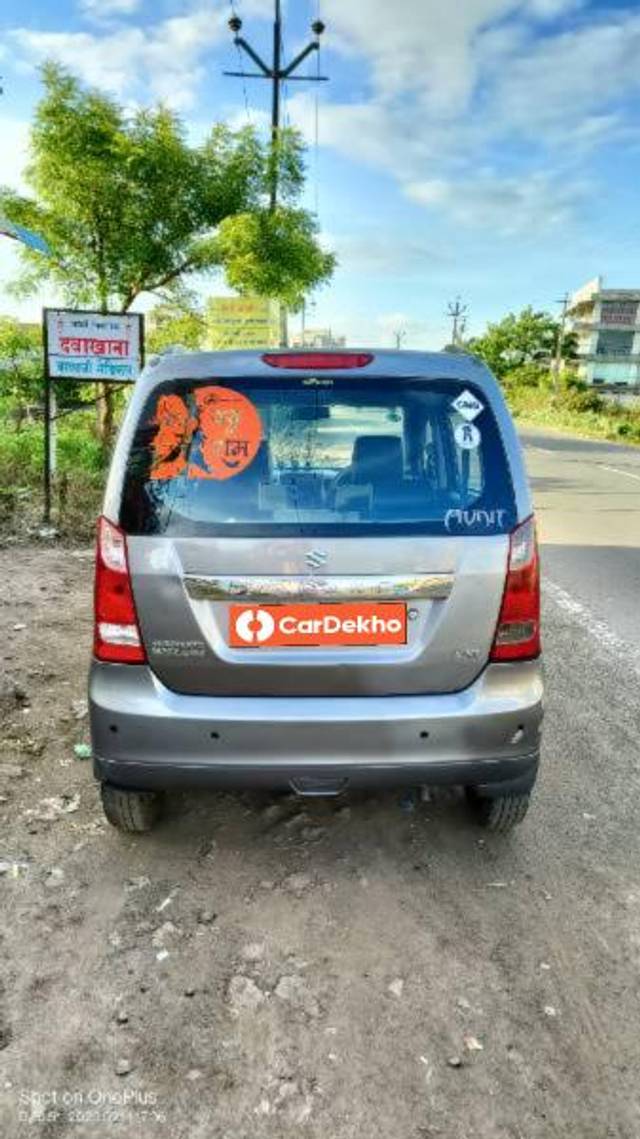 https://images10.gaadi.com/usedcar_image/3594501/original/processed_572e318f-a593-4440-b48d-9ea64da4cb07.jpg?imwidth=6401