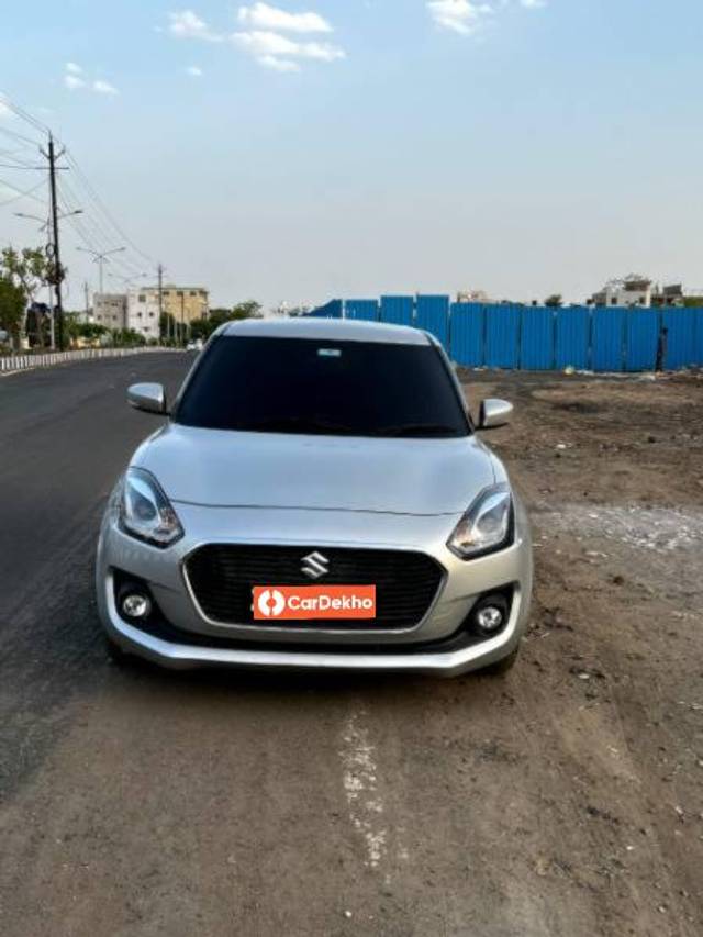 https://images10.gaadi.com/usedcar_image/3594552/original/processed_867eab0f-3284-4a75-ab82-5ea8eb215bf6.jpg?imwidth=6400