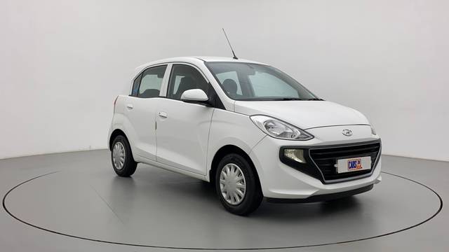 https://images10.gaadi.com/usedcar_image/3594640/original/41d3b3cc-33de-4b04-b8a5-50f3c69ad529__42.jpg?imwidth=6400