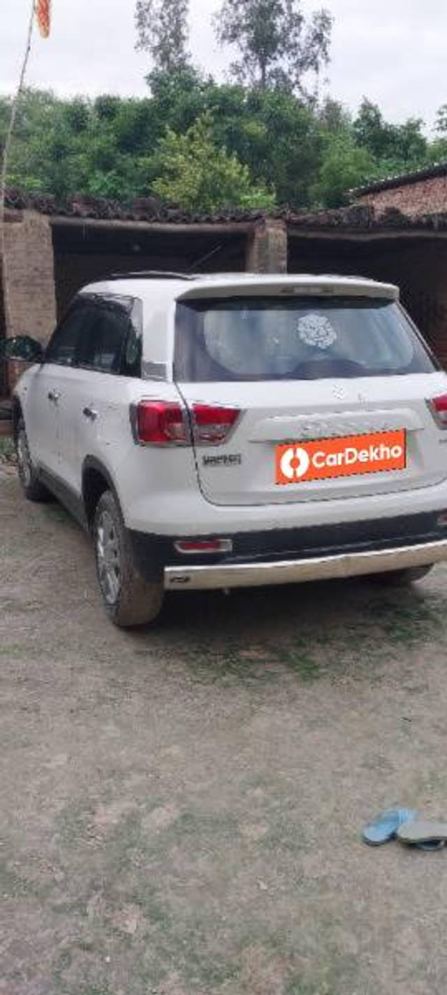 https://images10.gaadi.com/usedcar_image/3594669/original/processed_6001d9ac-111c-49b7-a32c-49e97022b03f.jpg?imwidth=6401