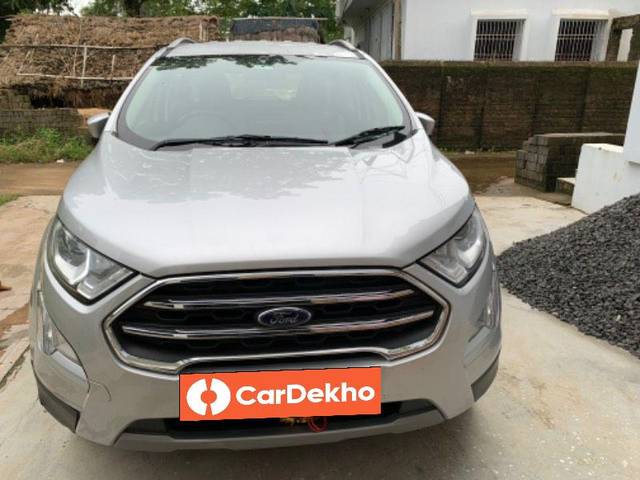 https://images10.gaadi.com/usedcar_image/3594688/original/processed_0b235566-360e-4961-817c-aec41e185fc5.jpeg?imwidth=6400