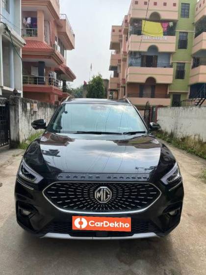 MG Astor Savvy CVT Red BSVI MG Astor Savvy CVT Red BSVI