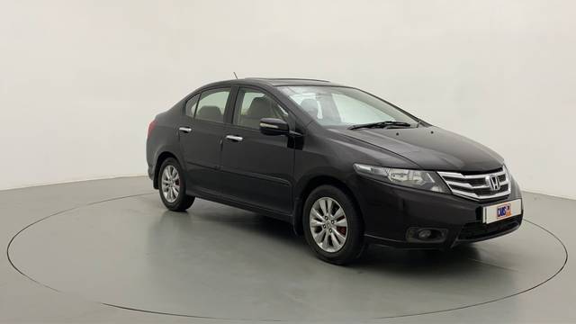 https://images10.gaadi.com/usedcar_image/3594881/original/c256b97d-1ae9-45d6-b17d-f61f31c258fd__43.jpg?imwidth=6400