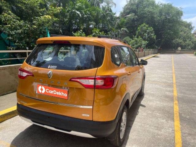 https://images10.gaadi.com/usedcar_image/3595077/original/processed_e6ba2ccc-6f90-42ec-b93a-2498e936e32f.jpeg?imwidth=6401