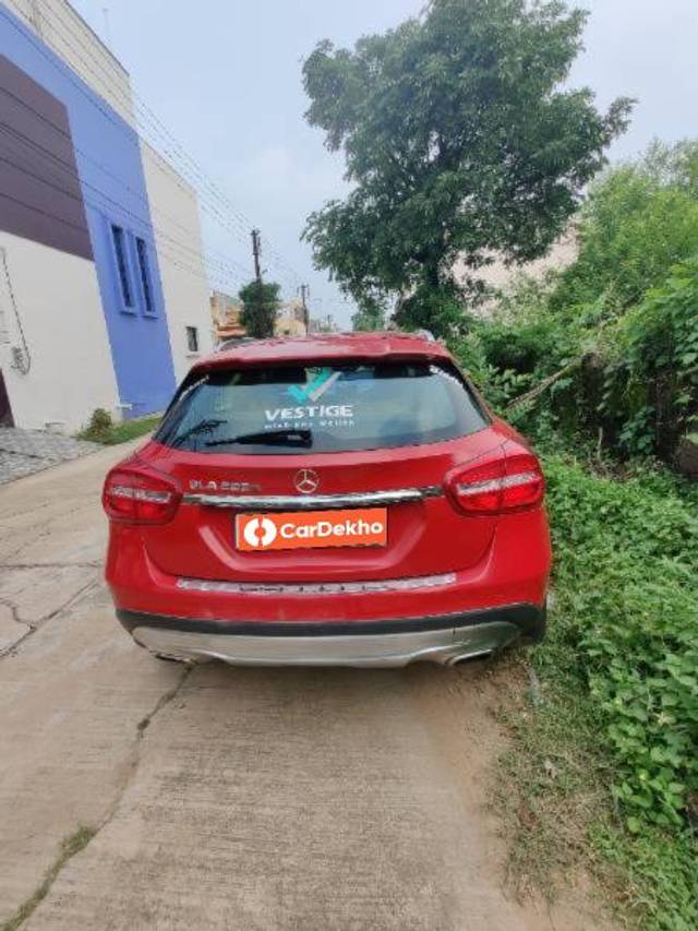 https://images10.gaadi.com/usedcar_image/3595233/original/processed_0a0a4581-f1e4-4924-a70c-d4f2afff327f.jpg?imwidth=6402