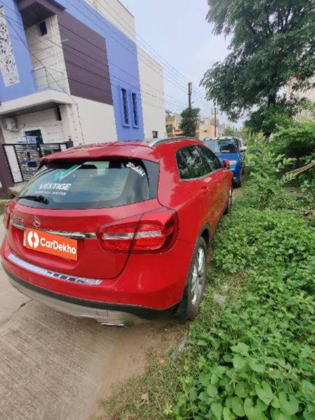 https://images10.gaadi.com/usedcar_image/3595233/original/processed_bb98afa6-d830-459f-b637-245ffb1c970c.jpg?imwidth=6401