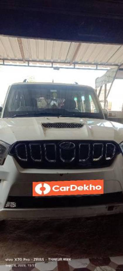 Mahindra Scorpio S4 9 Seater Mahindra Scorpio S4 9 Seater