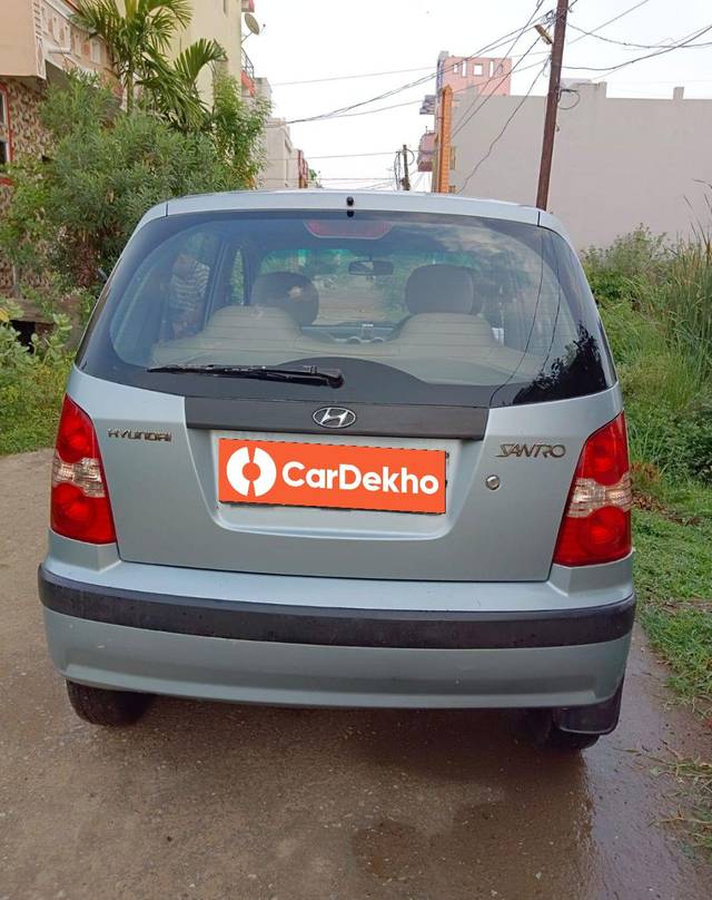 https://images10.gaadi.com/usedcar_image/3595636/original/processed_d1bc8060-8d1e-49c5-b832-adec8df3f300.jpg?imwidth=6401
