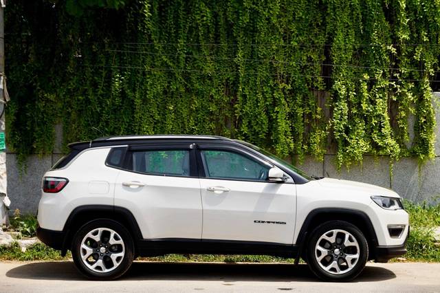 https://images10.gaadi.com/usedcar_image/3595664/original/processed_img2879884__used_car_2879884_1695900524.JPG?imwidth=6401