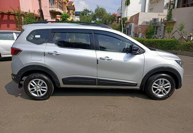 https://images10.gaadi.com/usedcar_image/3595689/original/processed_usedcar_img20230927134840_113111695900627_1695900648.jpg?imwidth=6401