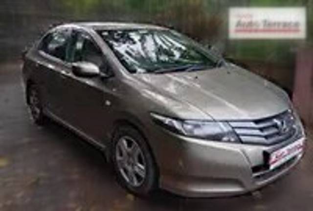 https://images10.gaadi.com/usedcar_image/3595690/original/img3595690__replace_img_6516a202073d5_1695982082.png?imwidth=6400